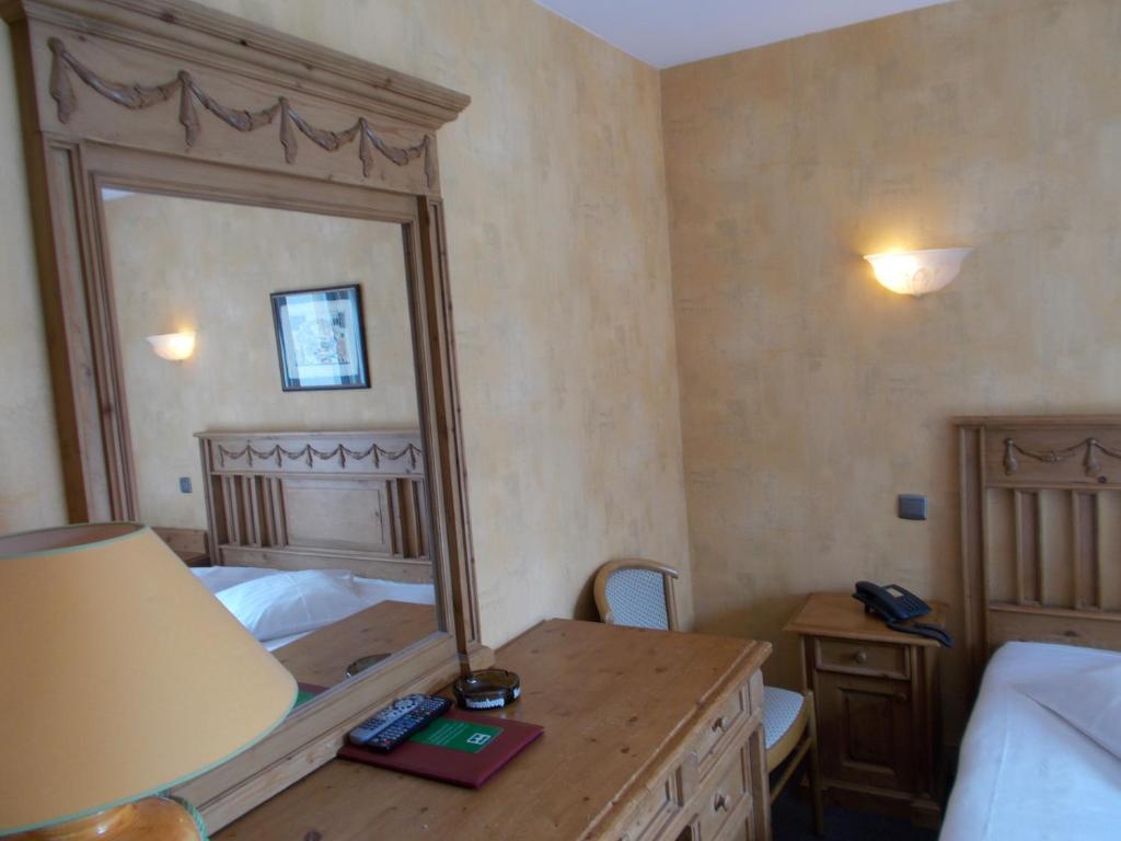 Hotel Manitoba บลังเคนเบอร์เก ห้อง รูปภาพ