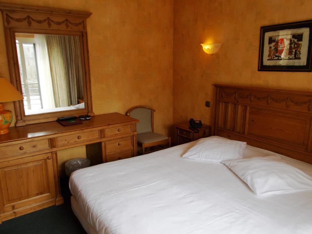Hotel Manitoba บลังเคนเบอร์เก ห้อง รูปภาพ
